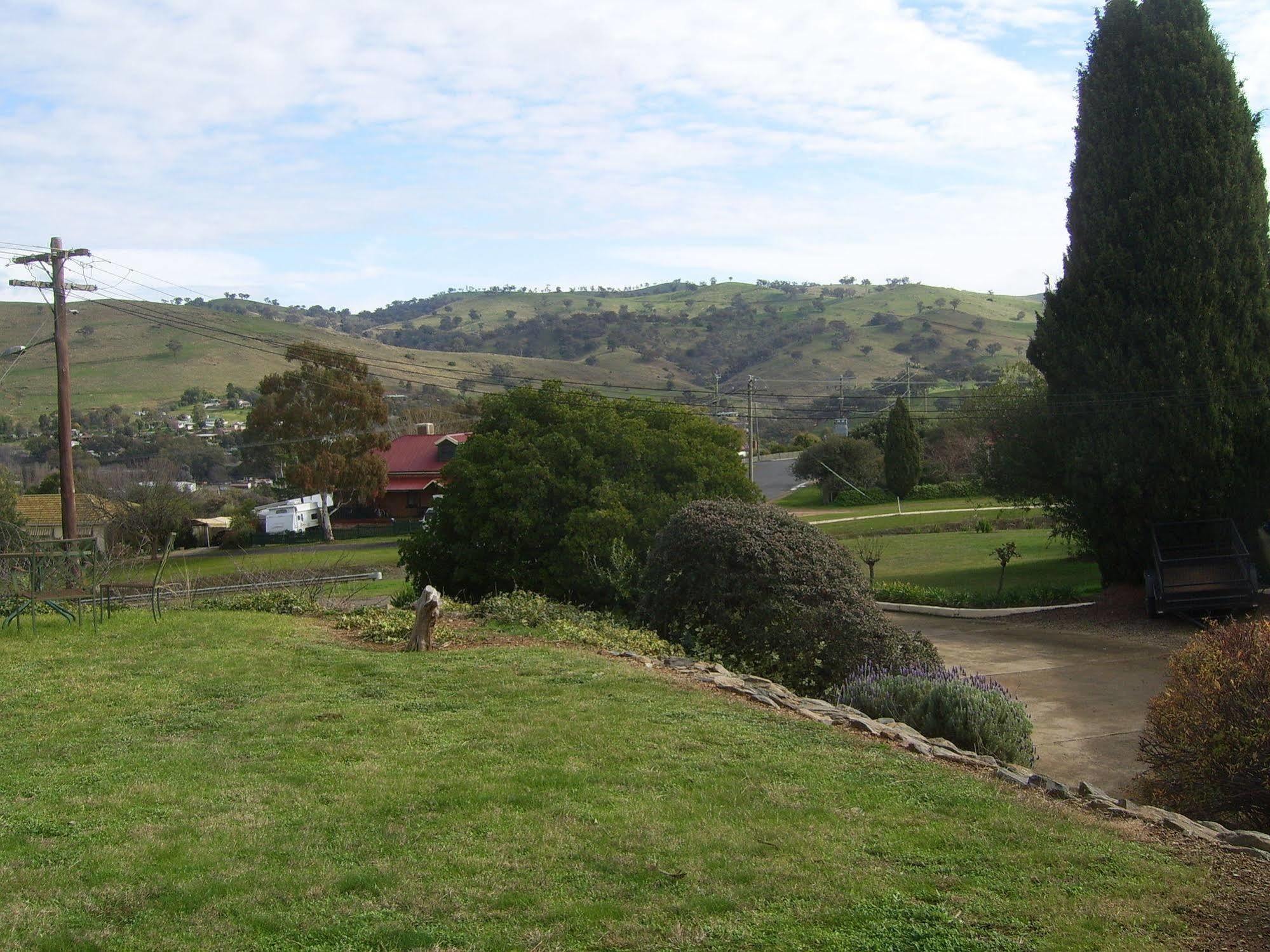 Garden Motor Inn Gundagai Zewnętrze zdjęcie